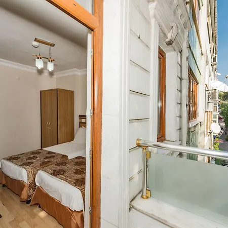 May Hotel Istanbul 3* Istanbul
