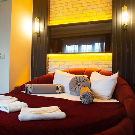 Emirtimes Kadikoey Hotel