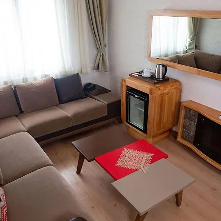 Emirtimes Kadikoey Hotel