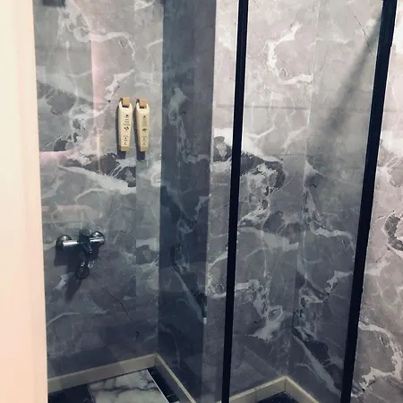 Emirtimes Kadikoey Hotel 2*