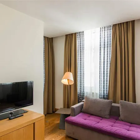 Hotel Misafir 8