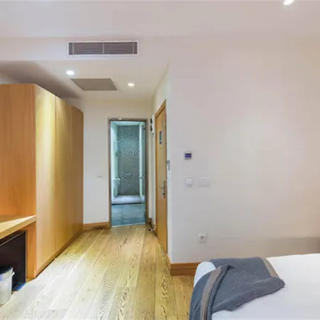 Misafir 8 Hotel 4*