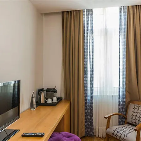 Hotel Misafir 8 4*