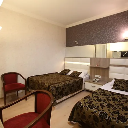 Nil Hotel 3*