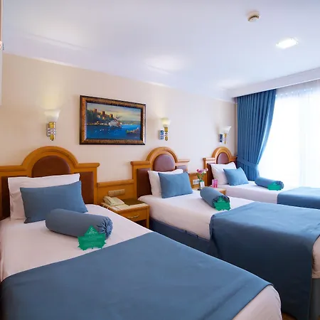 Zagreb 4*