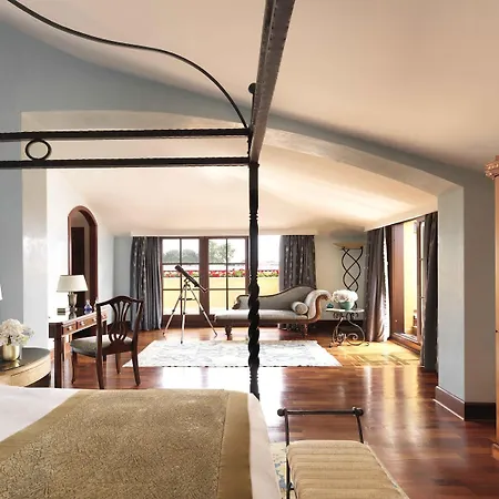 Hotel Four Seasons At Sultanahmet 5*