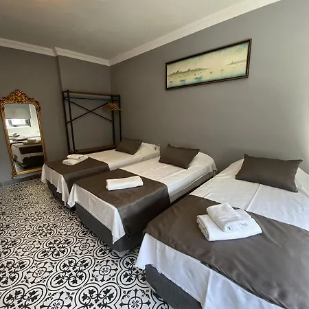 Hotel Hhk 4*