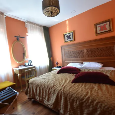Hotel Merial Sultanahmet 3*