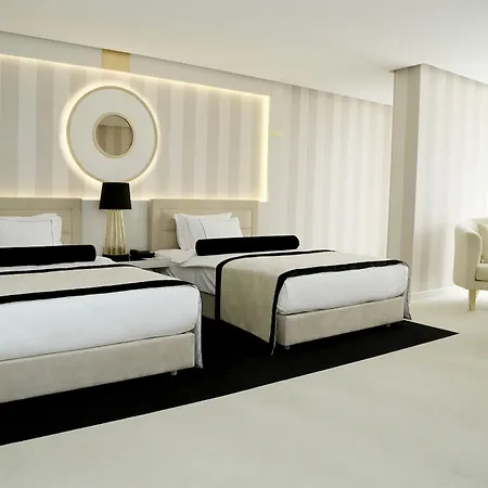 Hotel Ramada & Sisli 4*