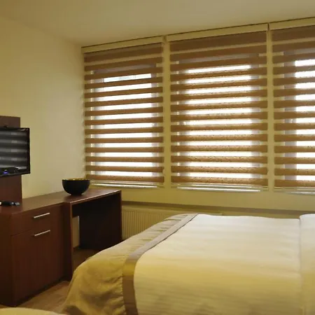 Hotel Wide Taksim