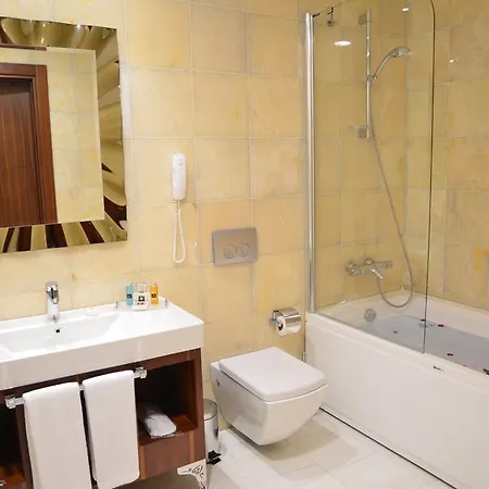 Ramada Plaza By Wyndham Atakoy 5* İstanbul