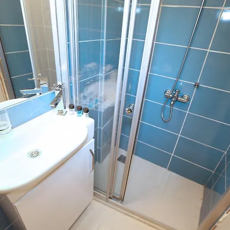 Ditto Flats Appartement *