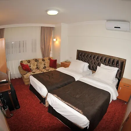 Hotel Palace Point 2*