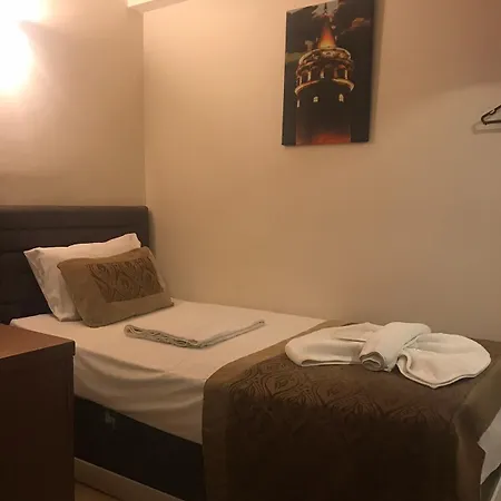 Hotel Milano & Sultanahmet 3*