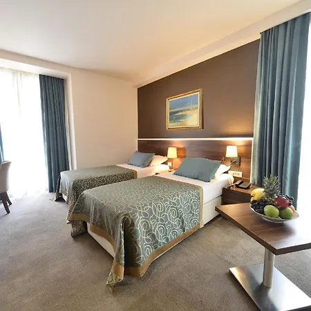 Le Maritime Hotel 4*