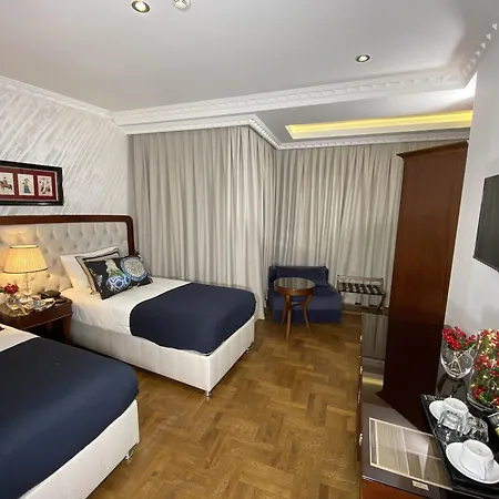 Four Doors Hotel 3*