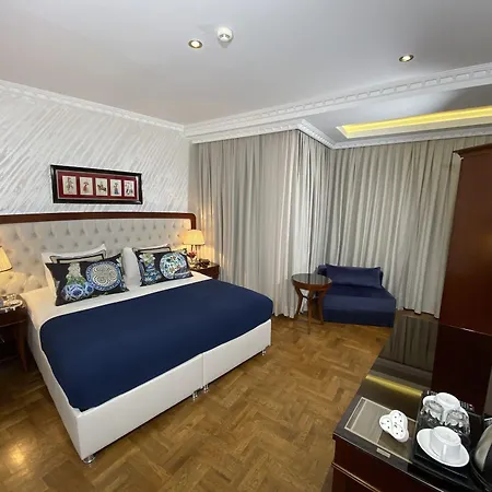 Four Doors Hotel 3*