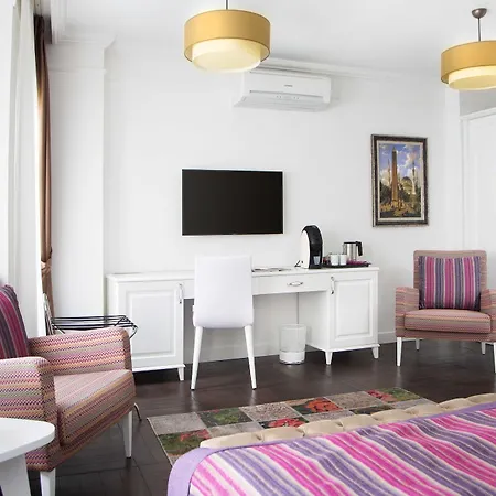 Astan Taksim Hotel