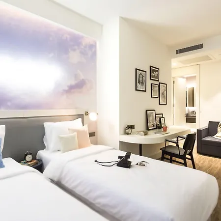 Cloud7 Hotel