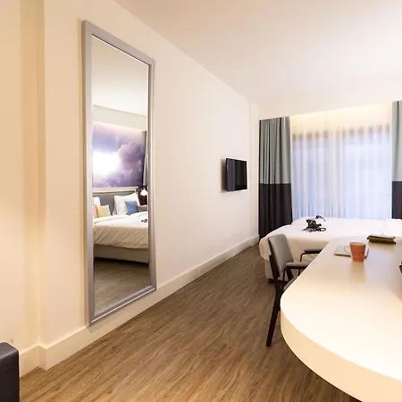 Hotel Cloud7 3*