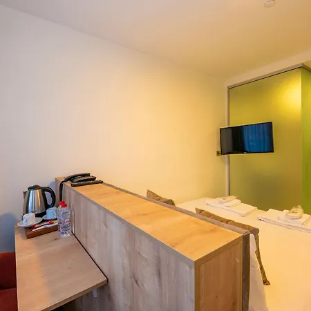 Taksim V Hotel 3*