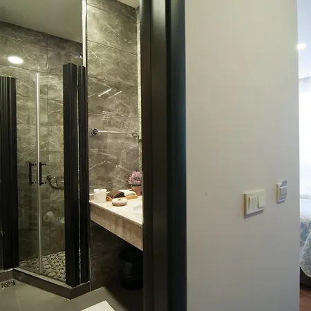 Nomade Exclusive 2*