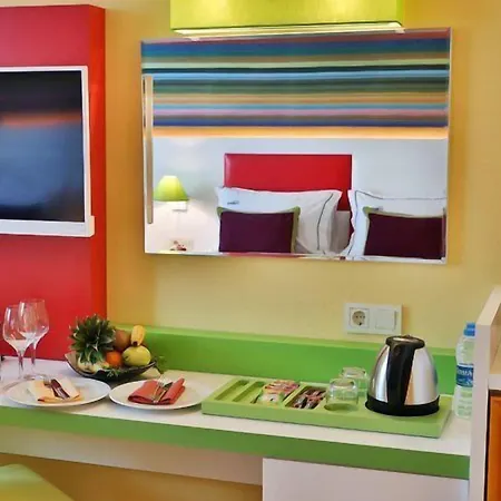 Mayi Hotel 5*