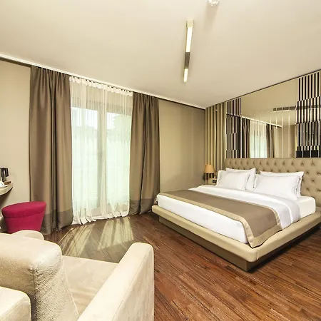 Hotel The