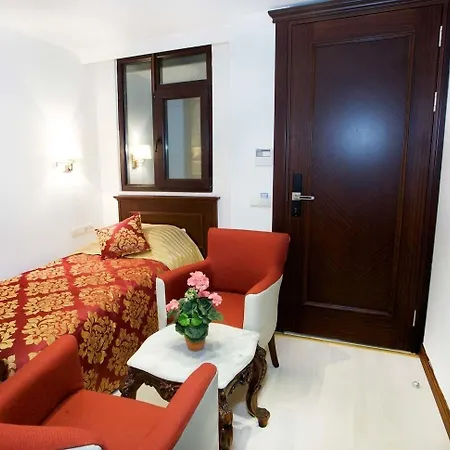 Newcity Hotel