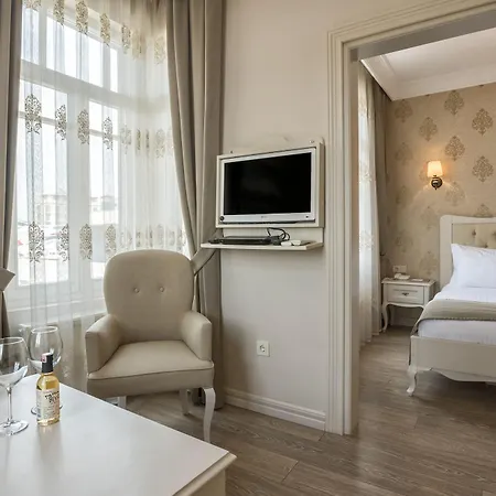 Louis Luxury Apartment *