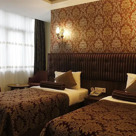 Marmara Place Old Hotel Istanbul