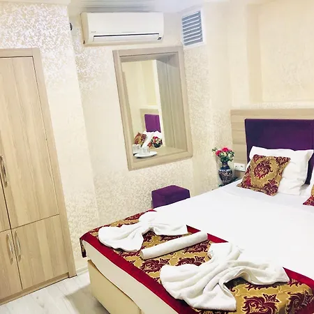 Theodian Hotel 3*