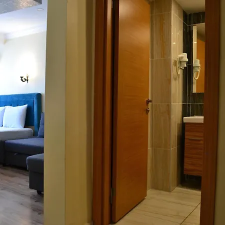Hotel Riverland &