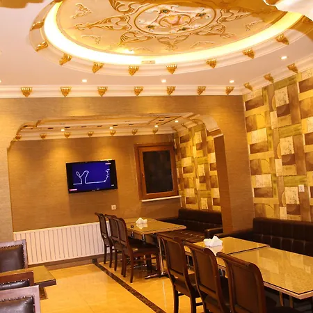 Hotel Real Life