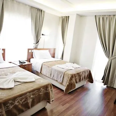 Hotel Taksim Palace 2*