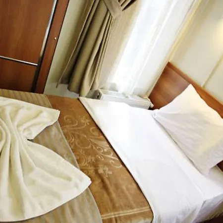 Hotel Taksim Palace 2*