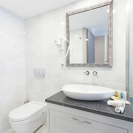 Perla Galata Hotel 3*