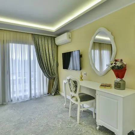 Bon Old - Special Class Hotel 4*