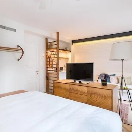 Pera Neuf Hotel 2*