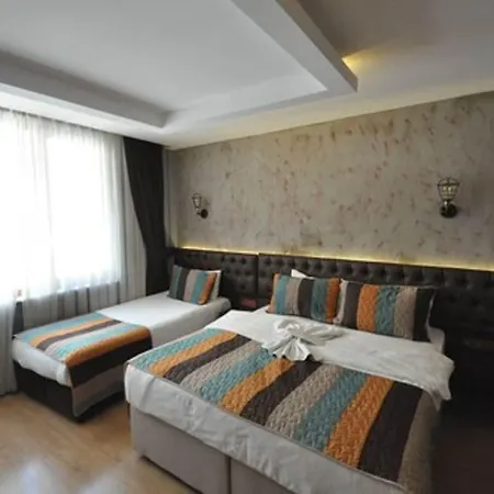 Otel Retropera