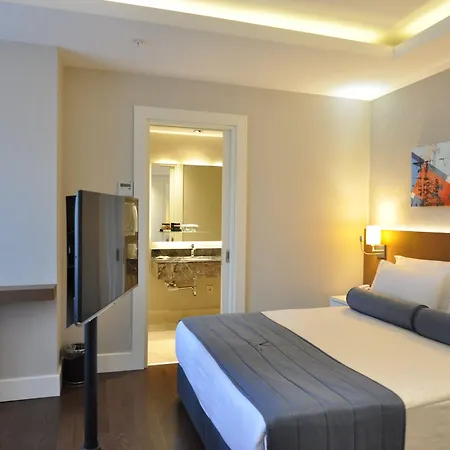 Veyron & Spa Hotel 4*