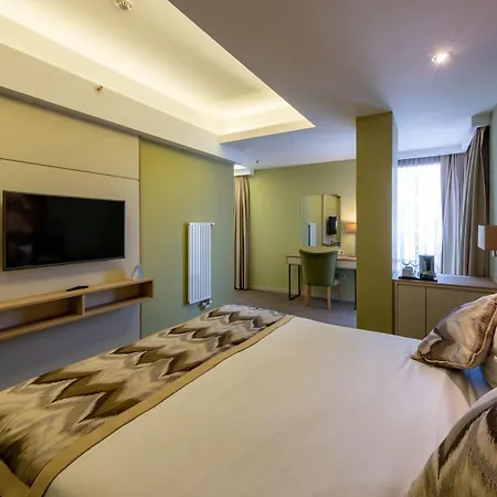 Riva's Moda Szálloda 3*