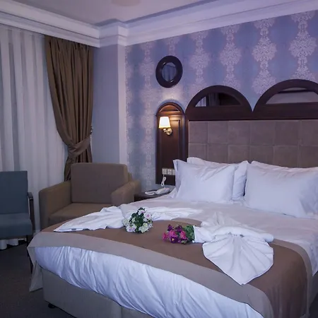 Hotel Golden Pen 3*