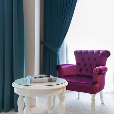 Hotel Metropolitan Taksim 4*