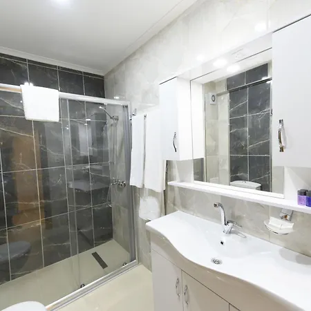 Entes Apartahotel Estambul