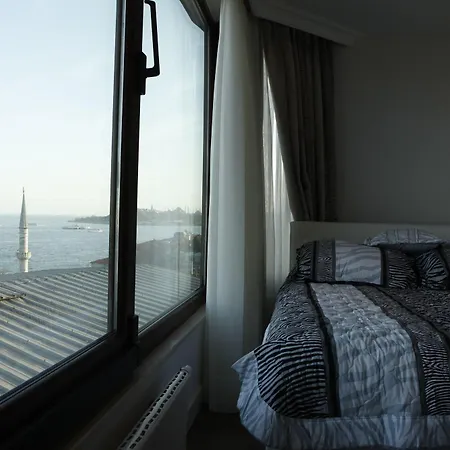 Molton Kabatas Otel