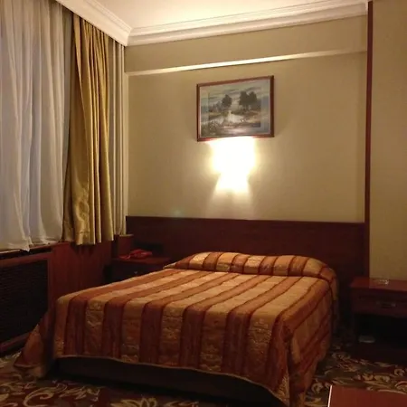 Отель Monopol