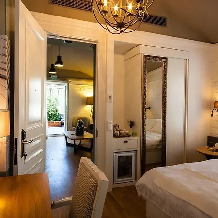 Hotel Pino Istanbul
