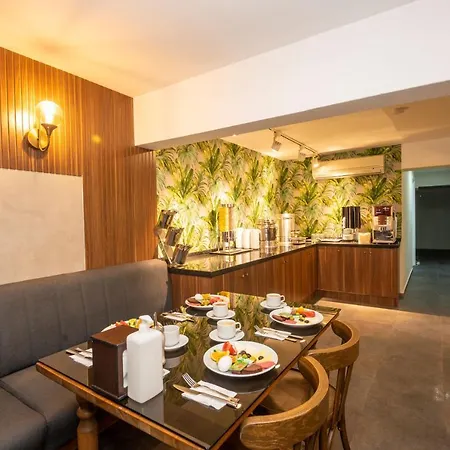 Melita Hotel