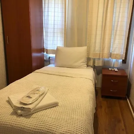 Szálloda Antique 4*